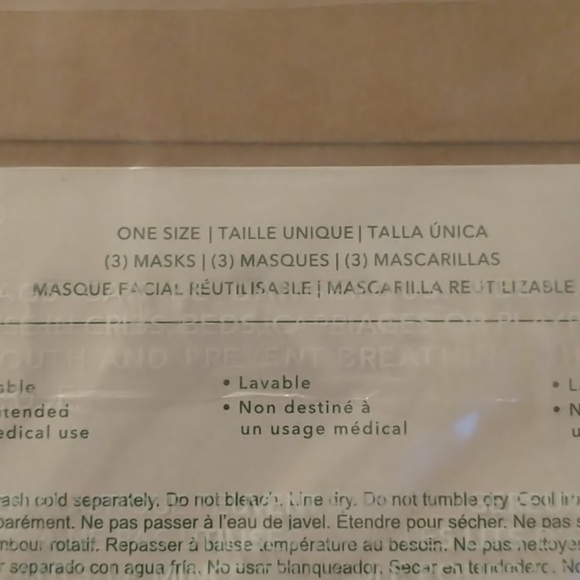 Aerie Reusable Cloth Adult Face Mask 3-Pack
Unisex - Picture 5 of 5